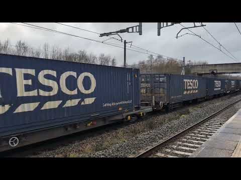 DRS Class 68 no: 68002 @ STJ (4V44) 21/01/2026.