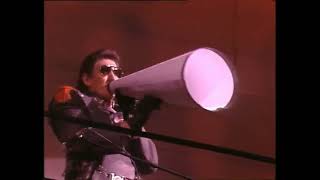 Roger Waters - Waiting For The Worms &amp; Stop (The Wall Live At Berlin, 1990).