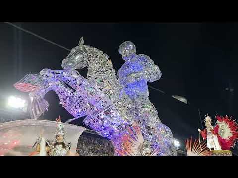 Lindo São Jorge - Escola de Samba Unidos de Vila Isabel - Carnaval 2023 - Rio de Janeiro - Brasil.