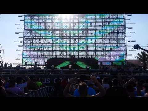 Dirty South playing Eric Pridz - 2Night vs. Walking Alone @ Electrobeach (Barcares, France)