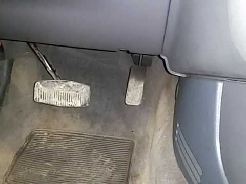 CG0591 - 2004 Ford Explorer XLT - Power Sliding Gas and Brake Pedal