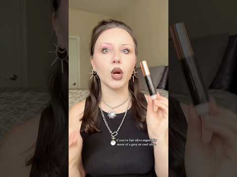 halle sparkles's YouTube video