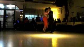 Axel Rimbo Nayla Vacca en Milonga 10-Miedo