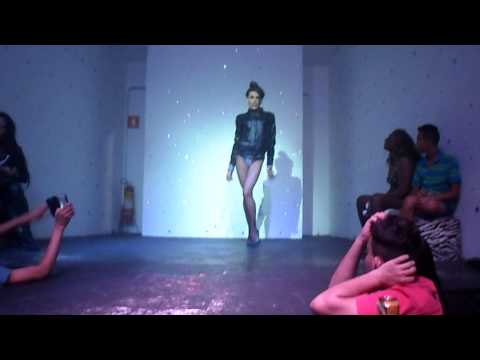 Suellen Ferraz Moon - Freedom Club 17.05.2014 By: Victor Über (HD)