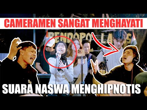 Merdu Banget Suara Adik ini!! Muhasabah Cinta - Edcoustic (Live Ngamen) Naswa Ft. Tri Suaka