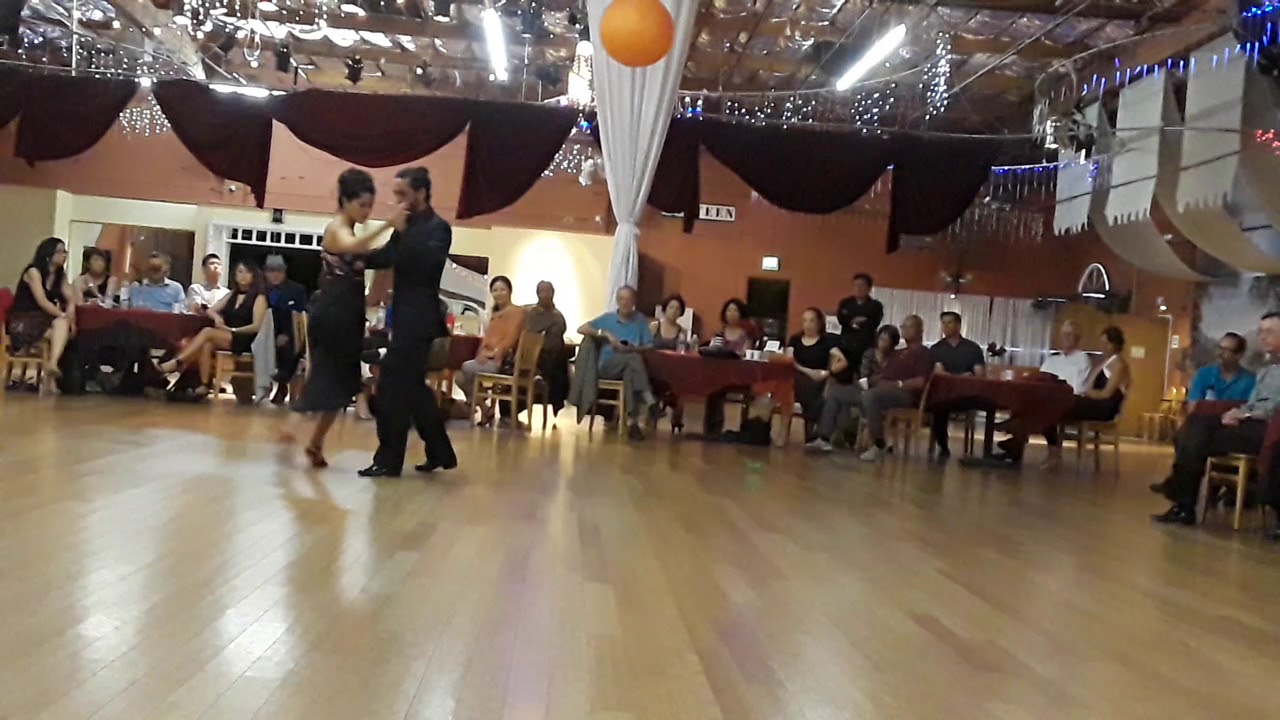 Video thumbnail for Claudia Cortes y Martu Salem, 2018.07.12, Allegro Milonga 2/3