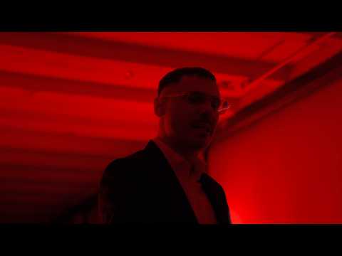 Małolat feat. Pezet - Prywaciarz (prod. Dtvnll)