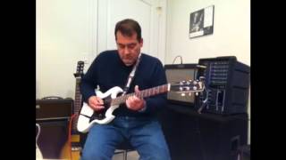 Video thumbnail for 2011 Gibson Melody Maker SG by studio1087