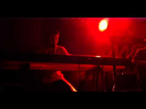 Roe Delgado y Wild Style band - La parte cañera de vivir en el Møscøu