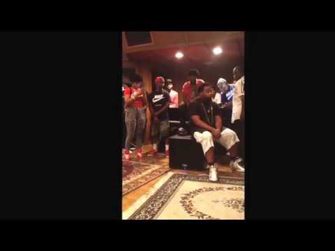 CMG artist Wave Chapelle. #ReadyToFly video drops 1/1/2015. DREAM & I in there... CoolBeans✌️