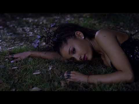 Videoclip de Touch It — Ariana Grande