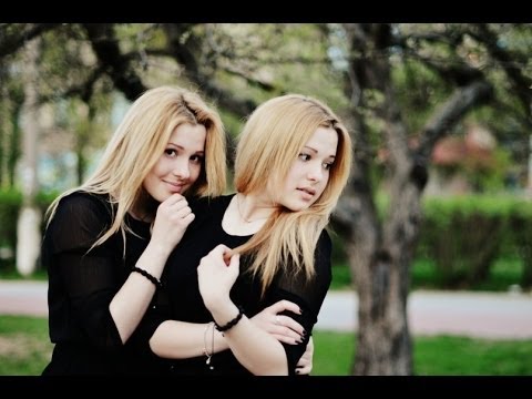 Tolmachevy Sisters 
