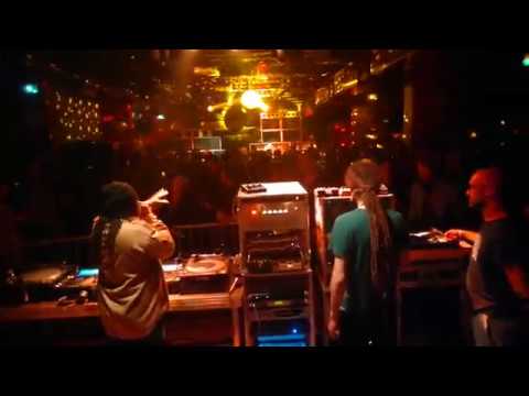 Solo Banton & Rootikal Vibes - Sound Meeting @ Le Complex - 3