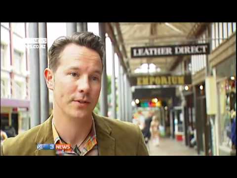 2011-12-08 - 3NEWS - QUAKE STRIKES DURING QUAKE RELATE EVACUATION