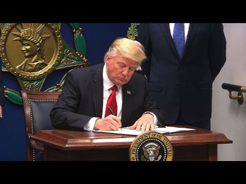 Trump verhängt Einreiseverbot für sieben muslimische Staaten