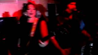 Pete & the Wheelie Bins - Untied Laces - Live at The Gorilla