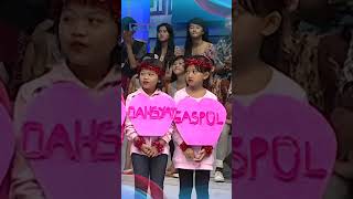 Denny Cagur Bagi Bagi Hadiah Buat Adek Adek Lucu Ini #Dahsyat2014 #Shorts