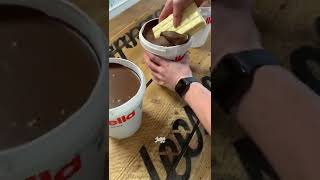 Download lagu Nutella Chocolate Bucket Dipping mp3 Download lagu Nutella Chocolate Bucket Dipping mp3