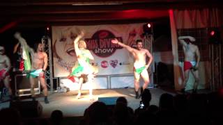 miss Divina show sbs cha cha ciao  tributo a Raffaella Carra'