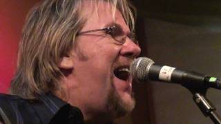 David Pack - Biggest Part of me - (Ambrosia) live with the great Larry Carlton! 1/15/11 Seal Beach