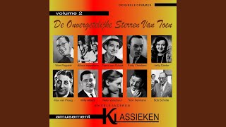 Kleine blonde Mariandel