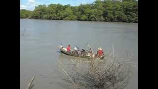 preview picture of video 'Navegando no rio Urindeua, em Salinópolis.'