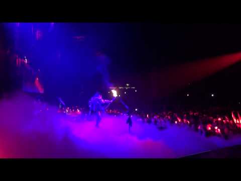 KISSONLINE EXCLUSIVE: Gene Simmons breathing fire in Atlanta - July 18