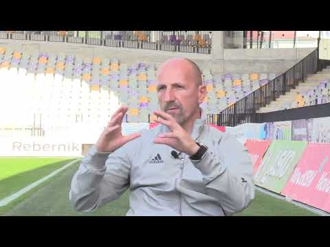 Damir Krznar: "Nisam optimist po pitanju stadiona! Pa pogledajte Mariborov Ljudski vrt...bombonjera"