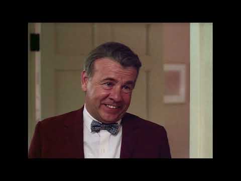 The Longshot movie hotel scene (Tim Conway, 1986)