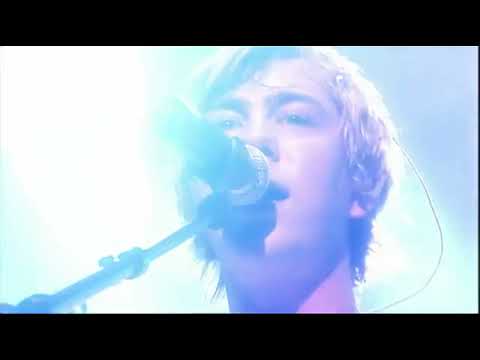 She Wants to Be Me - Busted