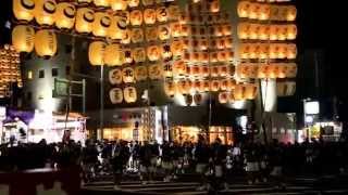 preview picture of video '竿燈祭 秋田市 Le Kantou Matsuri à Akita　(Japon)'