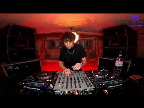 PATTERN:  Kuss - 11.13.21 -  4 P.M