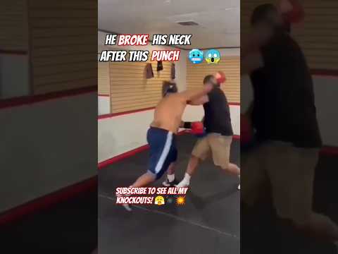 Call the Dr 😱 #boxing #boxingknockouts #mma #boxingevent #fight #fighting #fighter #boxer #ufc