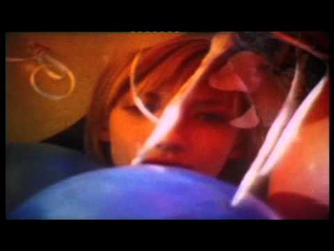 Pink Models! / Milagros Schmoll