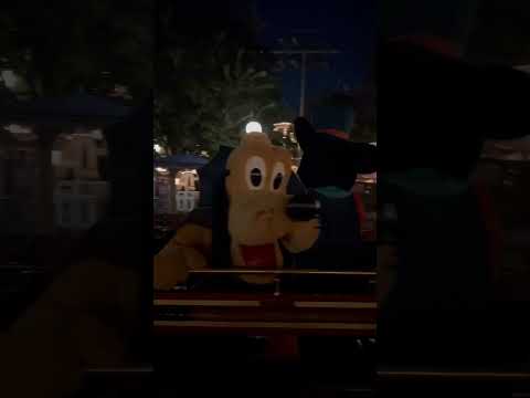 🎃👻 #disneyland #halloween  character costumes! #disneyland2023 #disney #disneynight