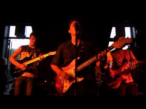 Game-Komodo Krimes Live at Lock Tavern