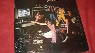 Top Secret "Let Me Take A Photograph"