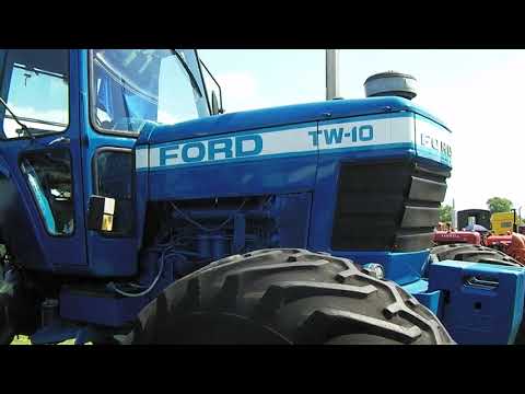 1979 Ford TW10 6.6 Litre 6-Cyl Diesel Tractor Twin Wheels