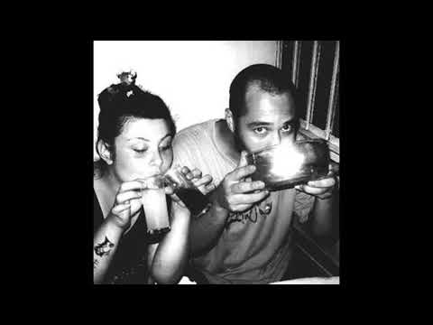 Yas ft. Saian - Es Kute