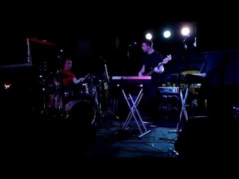 Electrique - Flamtronic at Frankie's Inner City in Toledo, OH (February 25, 2012)