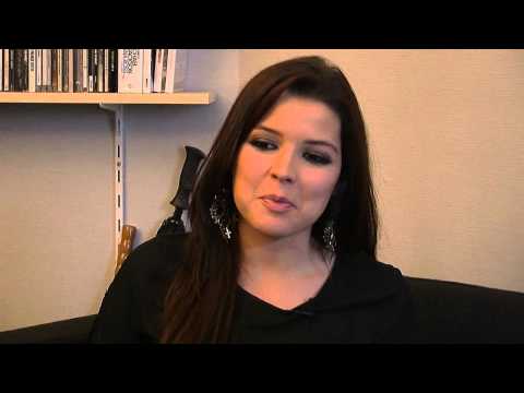 Pauline Maserati de la Star Academy en Interview pour son Single