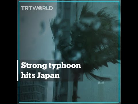 Strong typhoon sweeps over south Japan