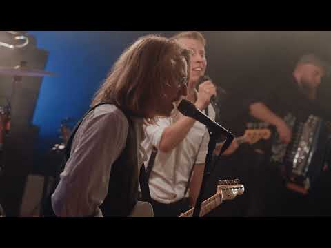 Komiat - Elämä ihanimmillaan | Lavatanssit Särkän lavalla 2024