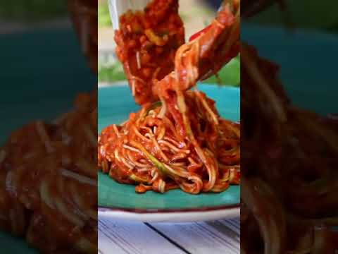 HOW TO MAKE CREAMY VEGAN PASTA // Weight Loss Friendly ๐ #shorts