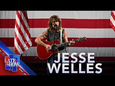 「ICE」に参加 - ジェシー・ウェルズ (レイト・ショーにてライブ) ("Join ICE" - Jesse Welles (LIVE on The Late Show))