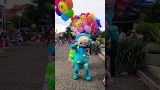 Download lagu cocomelon the wheels on the bus mp3