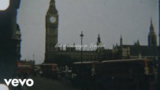Izzy Escobar - Sunny in London (Acoustic) [Official Lyric Video]