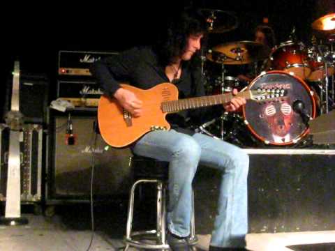 JOE PESSIA GUITAR SOLO 11-30-11