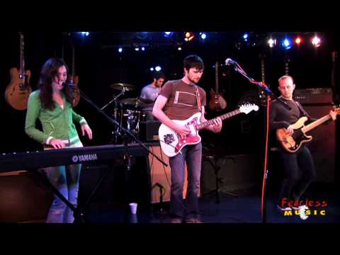 Straylight Run - Tool Sheds And Hot Tubs - Live On Fearless Music HD