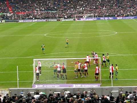 Feyenoord - Den Haag 21-02-2010 Buijs goal from Den Haag sector !